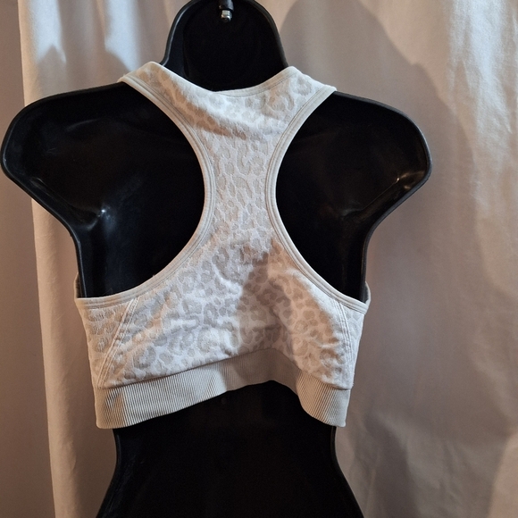 Avia Cream Leopard Print Sports Bra - Picture 4 of 5